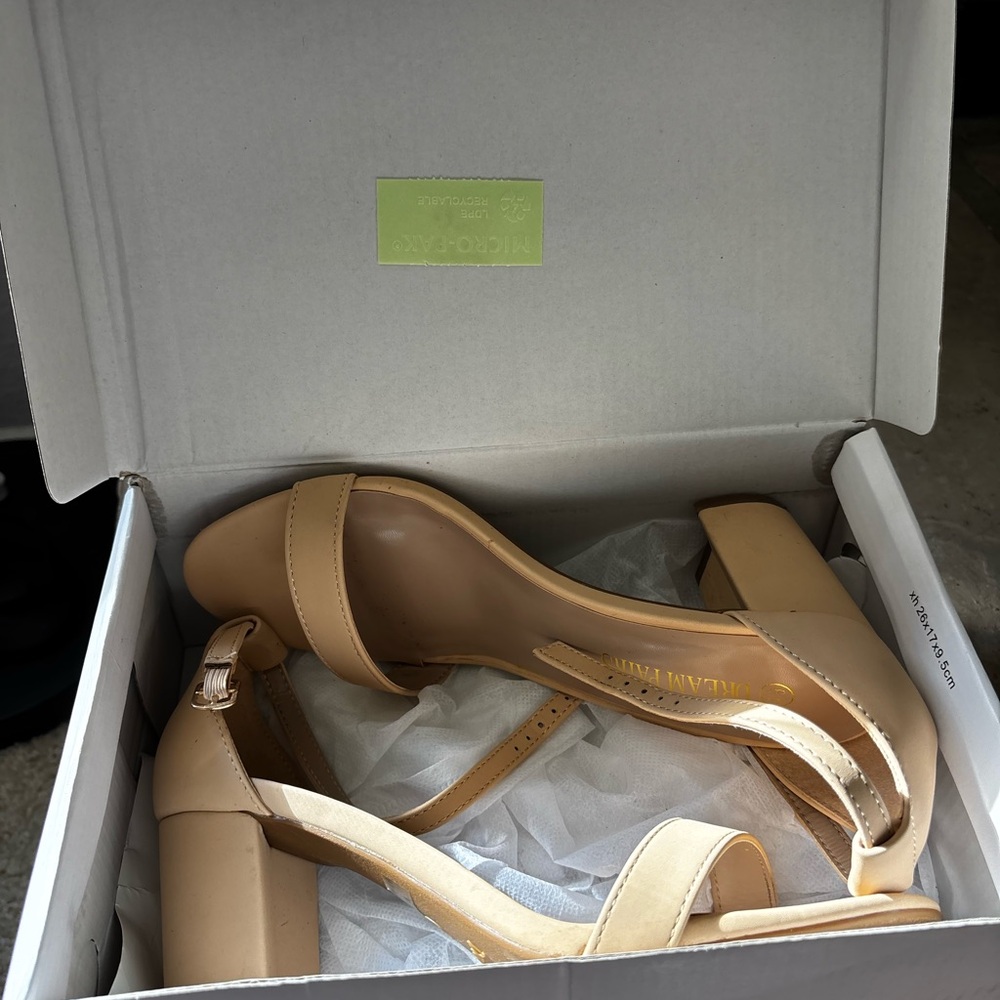 Dream Pairs Tan Strappy Block Heels